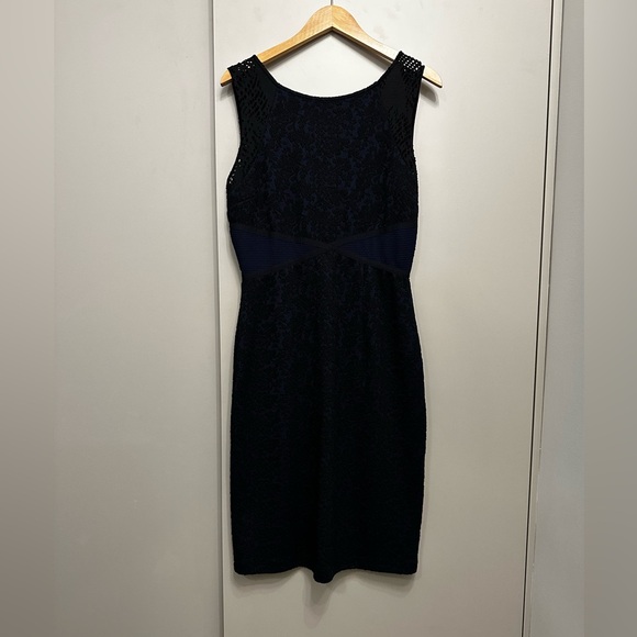 Moulinette Soeurs Larkin Dress Sleeveless Black Lace Sheath size 12 - Picture 2 of 7